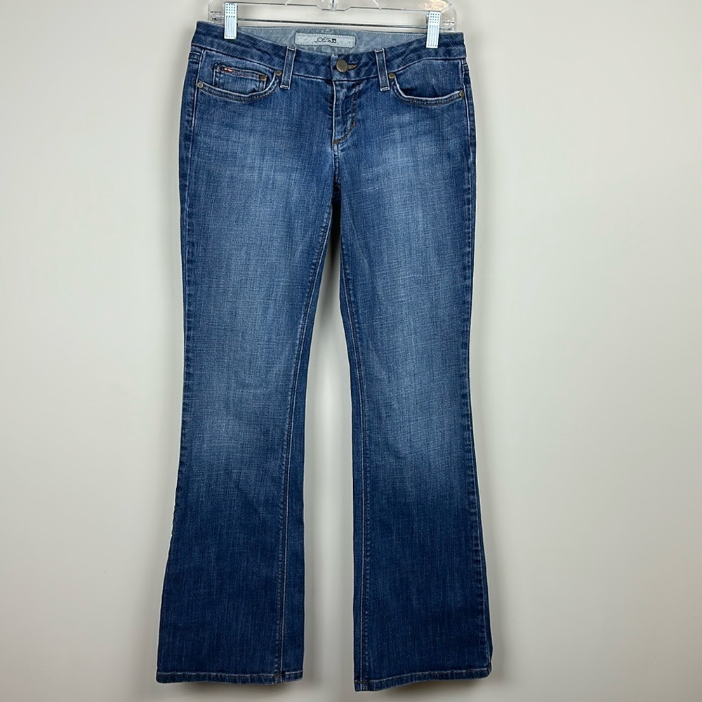 Joe's Jean Medium Denim Wash Boot Cut Low Rise Jean Size 29